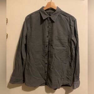 Uniqlo Men’s long sleeve shirt M
